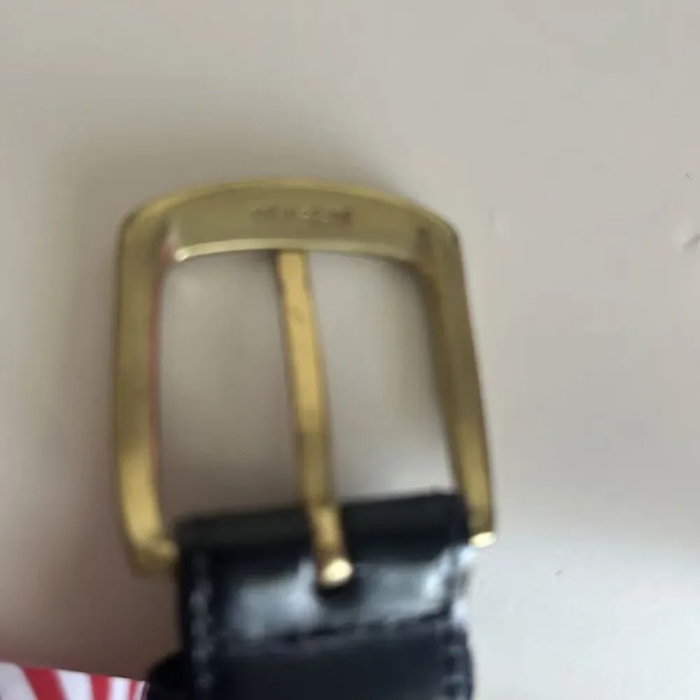 Jos A Bank Mens Dress Belt Black Leather Gold Buckle Pre-Owned Classic From S 40